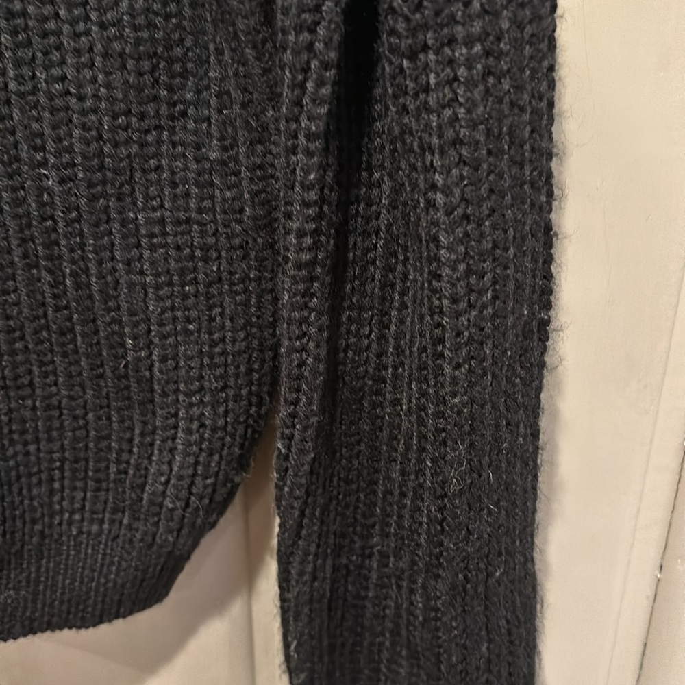 Hilary MacMillan Black Ruffle Sweater Size S - Picture 5 of 8